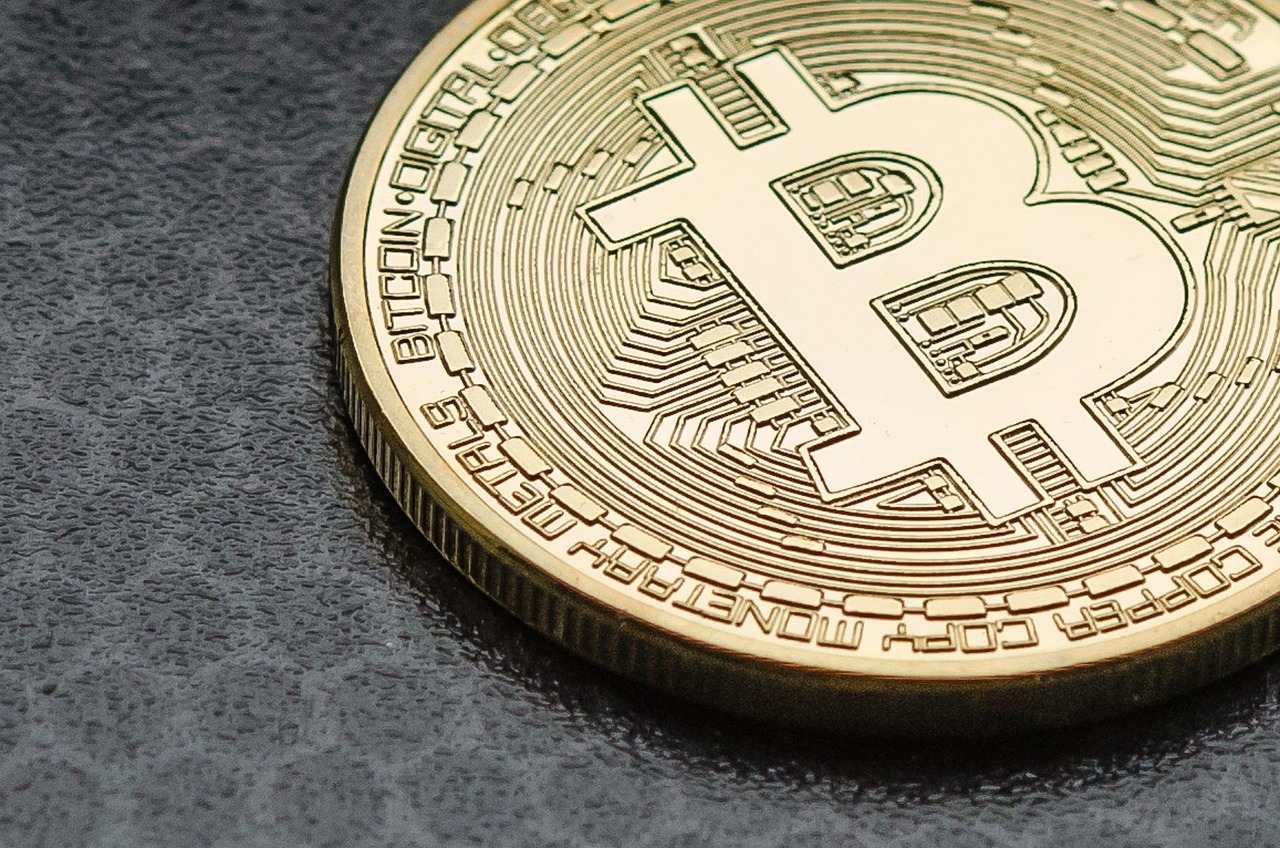 嘉信理财CEO Rick Wurster：一年内推出加密货币现货交易